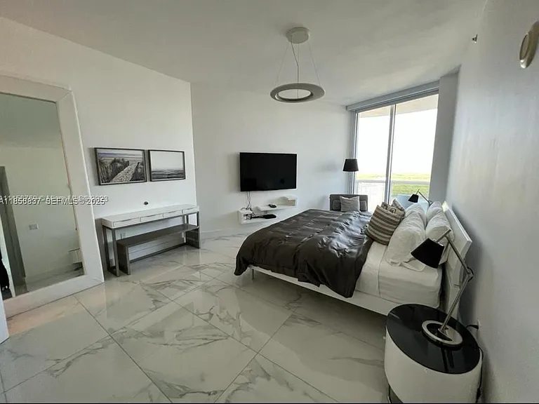 15811 Collins Ave #2805 — Photo 20