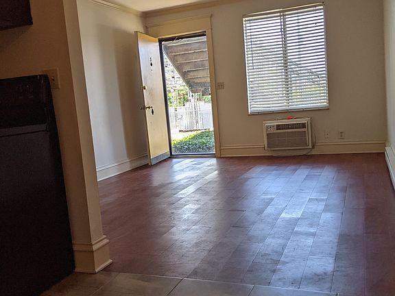 4th image of 3600 Hillsboro Pike APT G3