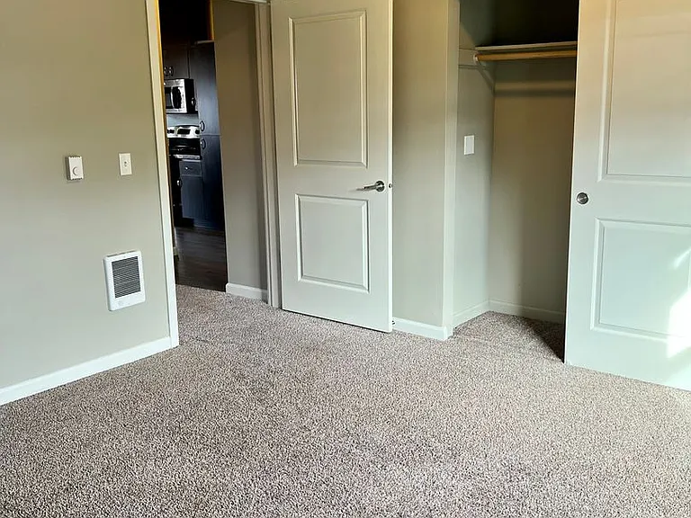 Encore Apartments — Photo 11