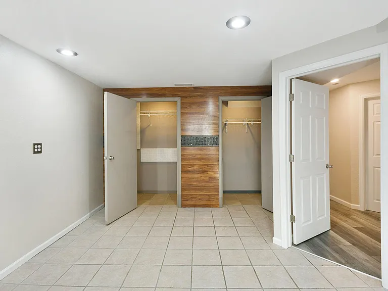 1194 Eagle Dr — Photo 22