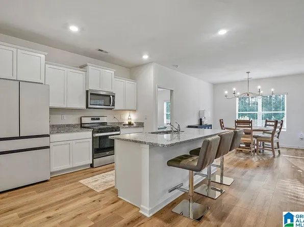 1356 Chelsea Park Trl, Chelsea, AL 35043