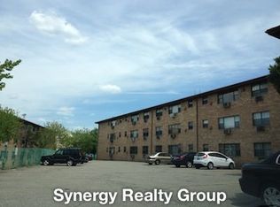 107 North St APT B7, Bayonne, NJ 07002