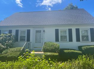 2 Westmoor Cir, West Roxbury, MA 02132