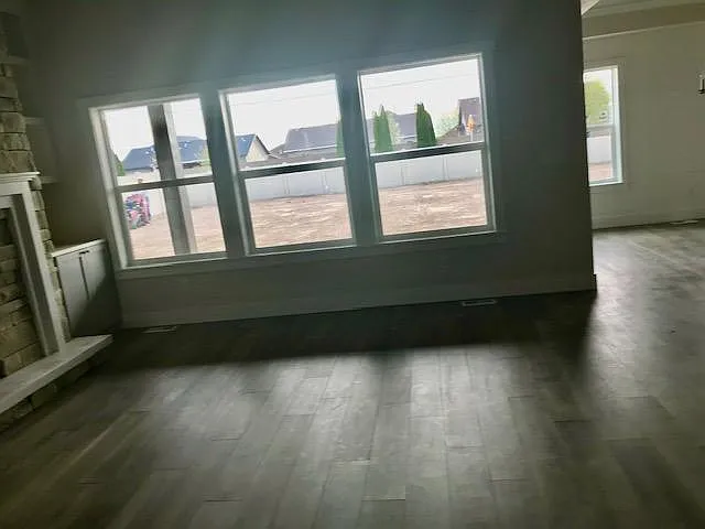 1225 Langford Way — Photo 4