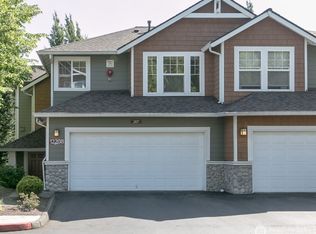 12208 NE 24th St APT 207, Bellevue, WA