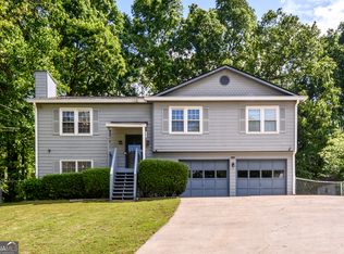 3205 Revere Cir, Snellville, GA