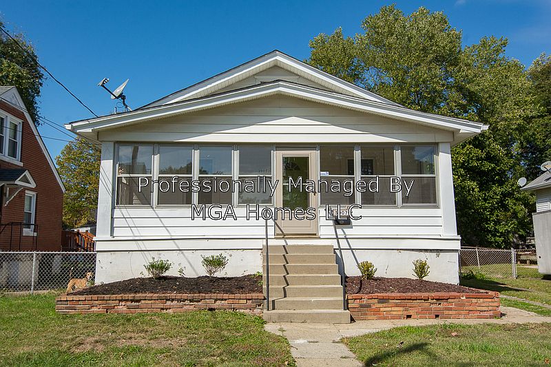 3907 Massie Ave, Saint Matthews, KY 40207 Zillow