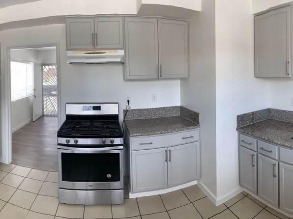 4359 W 136th St APT D, Hawthorne, CA 90250