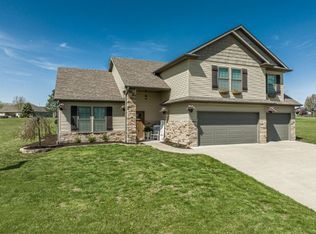 13685 Nottoway Ct, Boonville, MO 65233