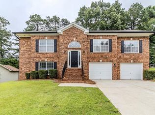 6118 Arbor Links Rd, Lithonia, GA 30058