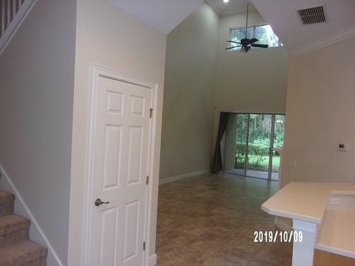 3rd image of 95152 Elderberry Ln