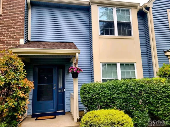 1013 Hemlock Ct, Monmouth Junction, NJ 08852