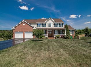 144 Contrail Dr, Kearneysville, WV 25430