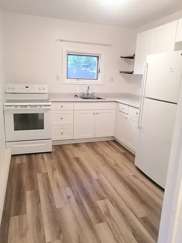 56 West St #6 Photo 1