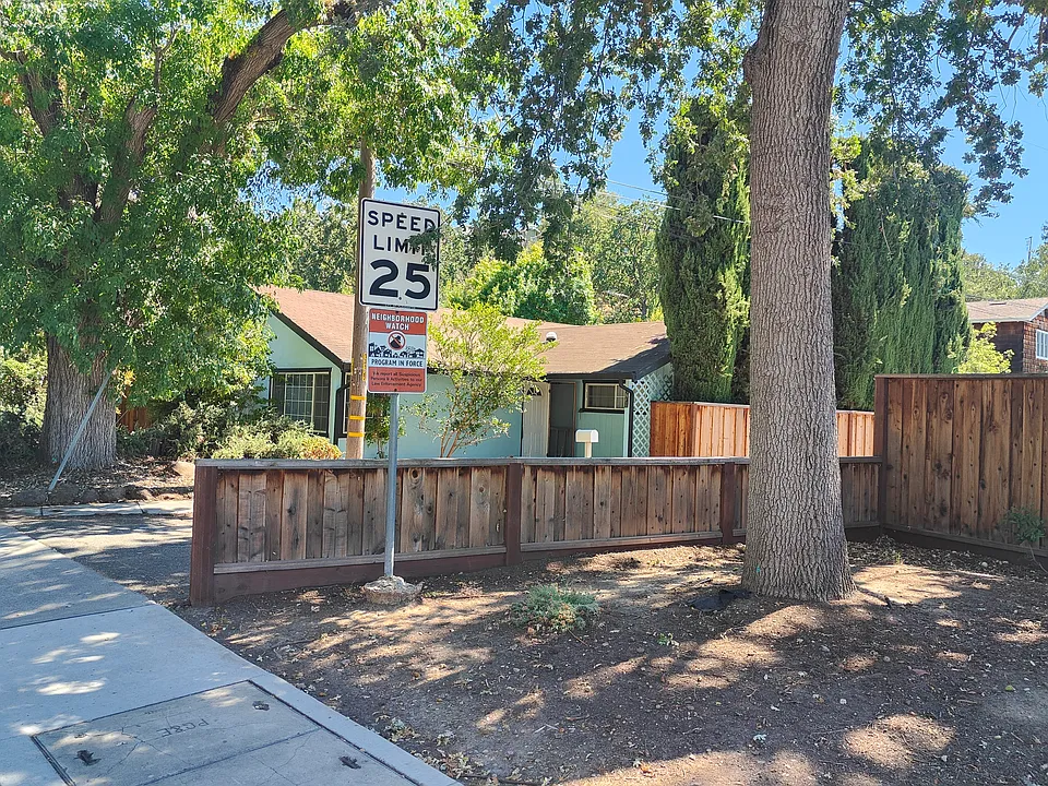 271 Kottinger Dr