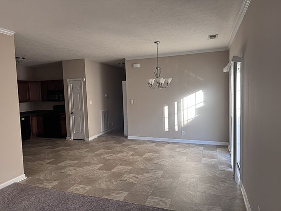 4th image of 3741 Meadow Ridge Ln