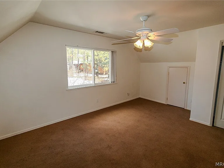 664 Barret Way — Photo 30