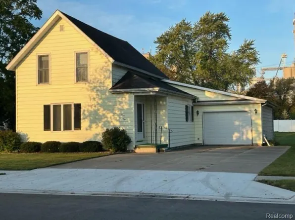 49 N Frank St, Pigeon, MI 48755