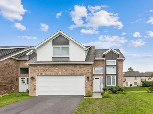1419 Lake St, Hobart, IN 46342