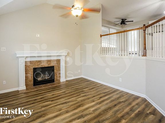 2nd image of 4323 NE 85th St