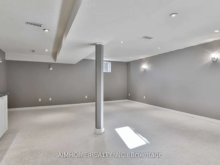 348 Kittridge Rd — Photo 21