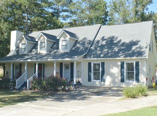 1015 Sandtrap Ln, Macon, GA 31220