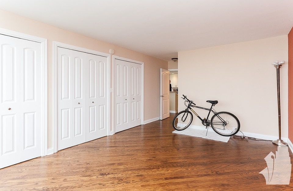 1st image of 4252 N Marine Dr #2202