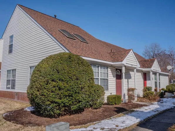 3109 Big Bend Dr, Chesapeake, VA 23321