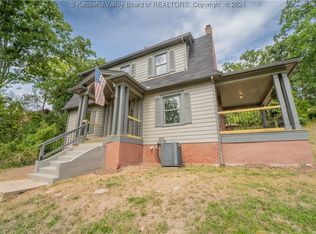 1243 Edgewood Dr, Charleston, WV 25302