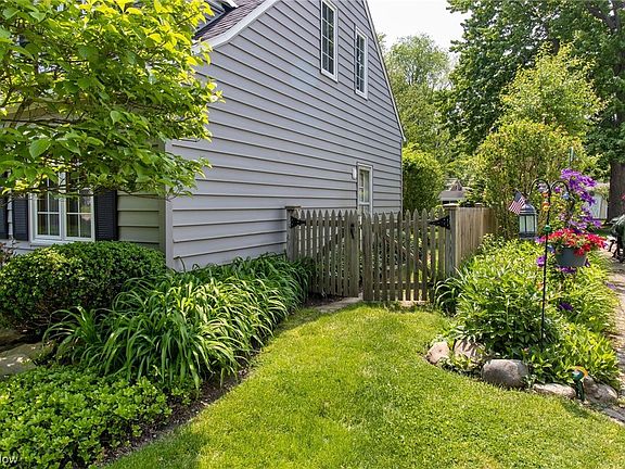 3rd image of 4956 Waldamere Ave