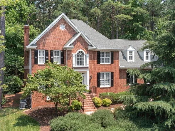 7025 Spring Ridge Rd, Cary, NC 27518