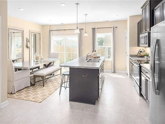 5th image of 251 Brittlebrush Dr