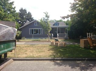 3046 35th Ave W, Seattle, WA 98199