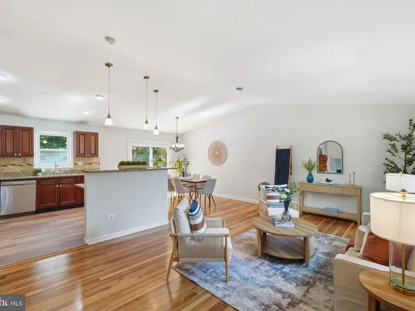 2704 Weller Rd, Silver Spring, MD 20906