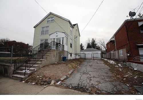 1st image of 662 E 240th St
