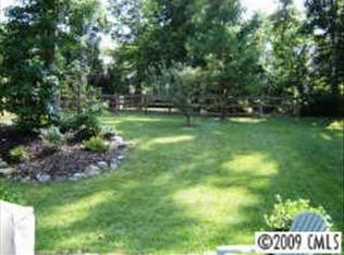 10520 Smoothstone Ln, Charlotte, NC 28214