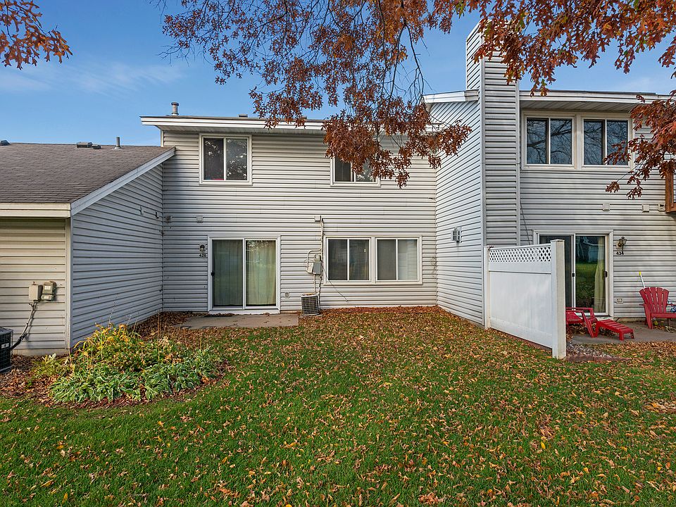1st image of 428 95th Ln NE