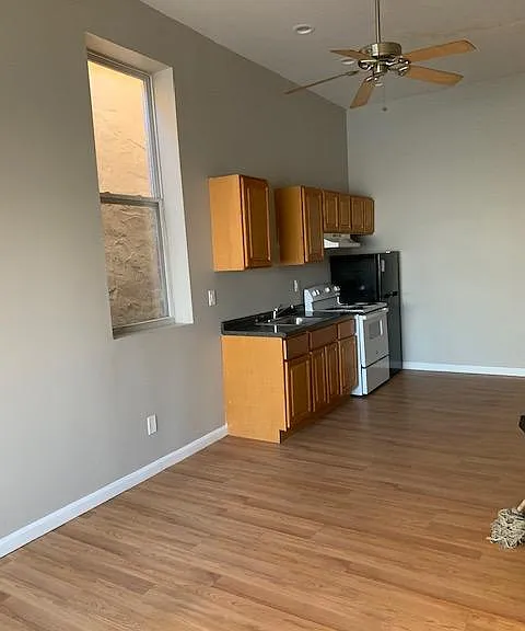 3303 Frankford Ave — Photo 2