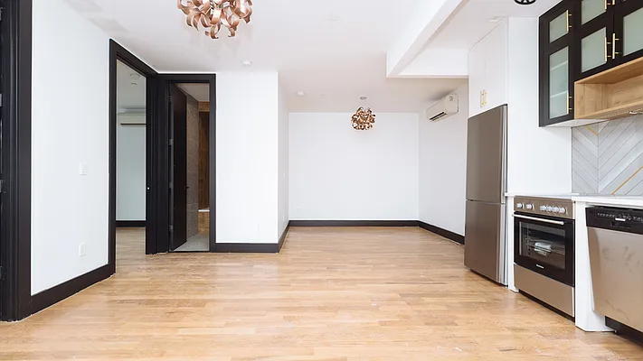 Rented by Nooklyn NYC LLC | media 45