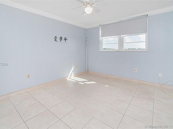 5th image of 3010 Marcos Dr APT R309