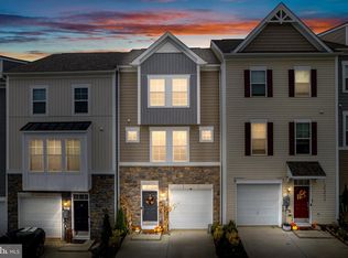 123 Charterhouse St, Falling Waters, WV 25419