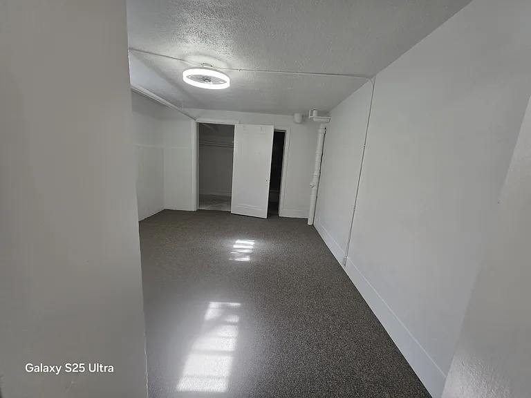 1422 E 8th Ave #13 — Photo 12