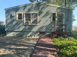 13512 Venetian Dr, Monroe, MI 48161