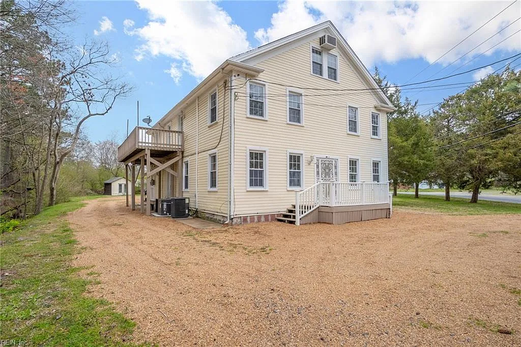 2140 Cedar RD — Photo 1
