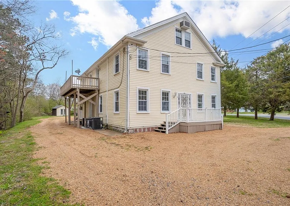 2140 Cedar Rd #2