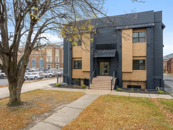 First Month Rent Free Limited Time!, 300 Market St, Kingston, PA 18704