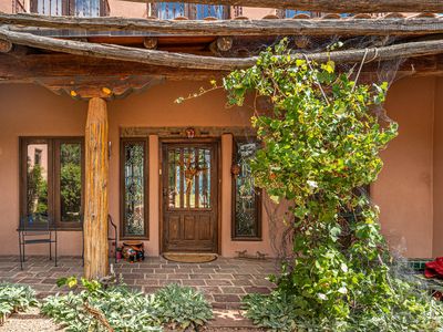 50 Gopeyka Canyon Rd, Cerrillos, NM, 87010