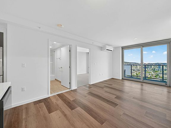 4th image of 1500 Rycroft St #2403
