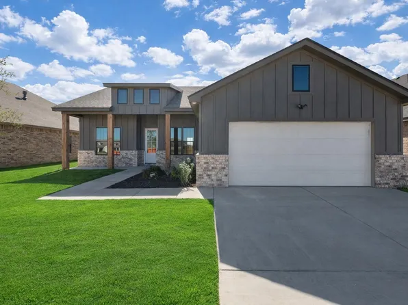 1119 N 6th St, Wolfforth, TX 79382