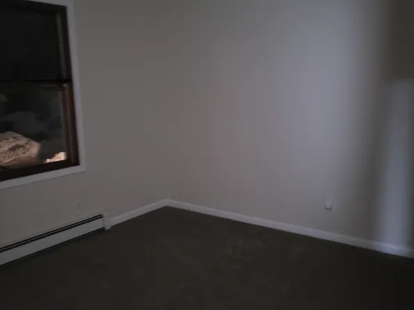 21 Workman Ave, Torrington, CT 06790